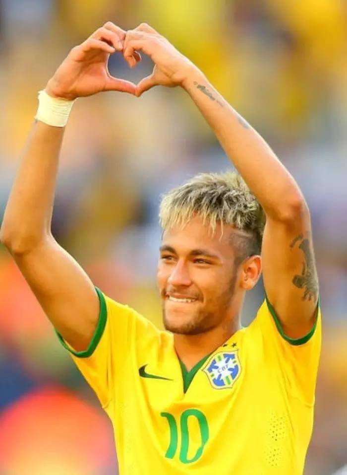 末节表现往 末节表现往