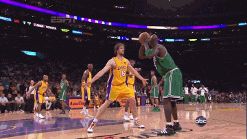 年轻人会聚 年轻人会聚