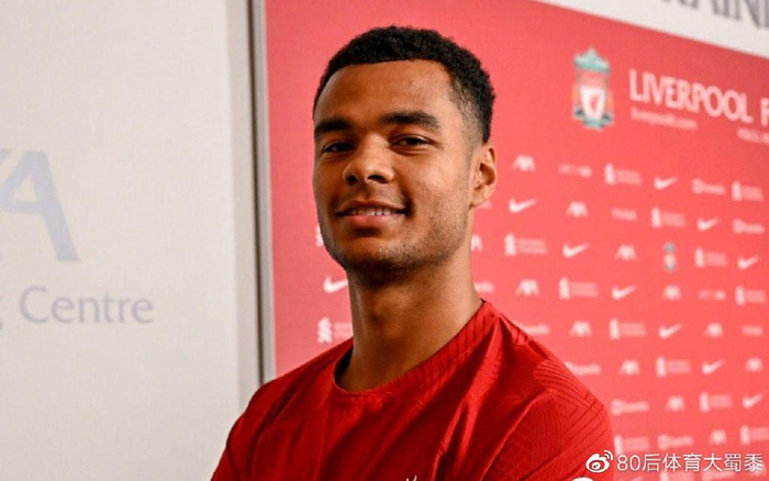 WTT新加坡大满贯王曼昱晋级女单16强央视新闻客户端.