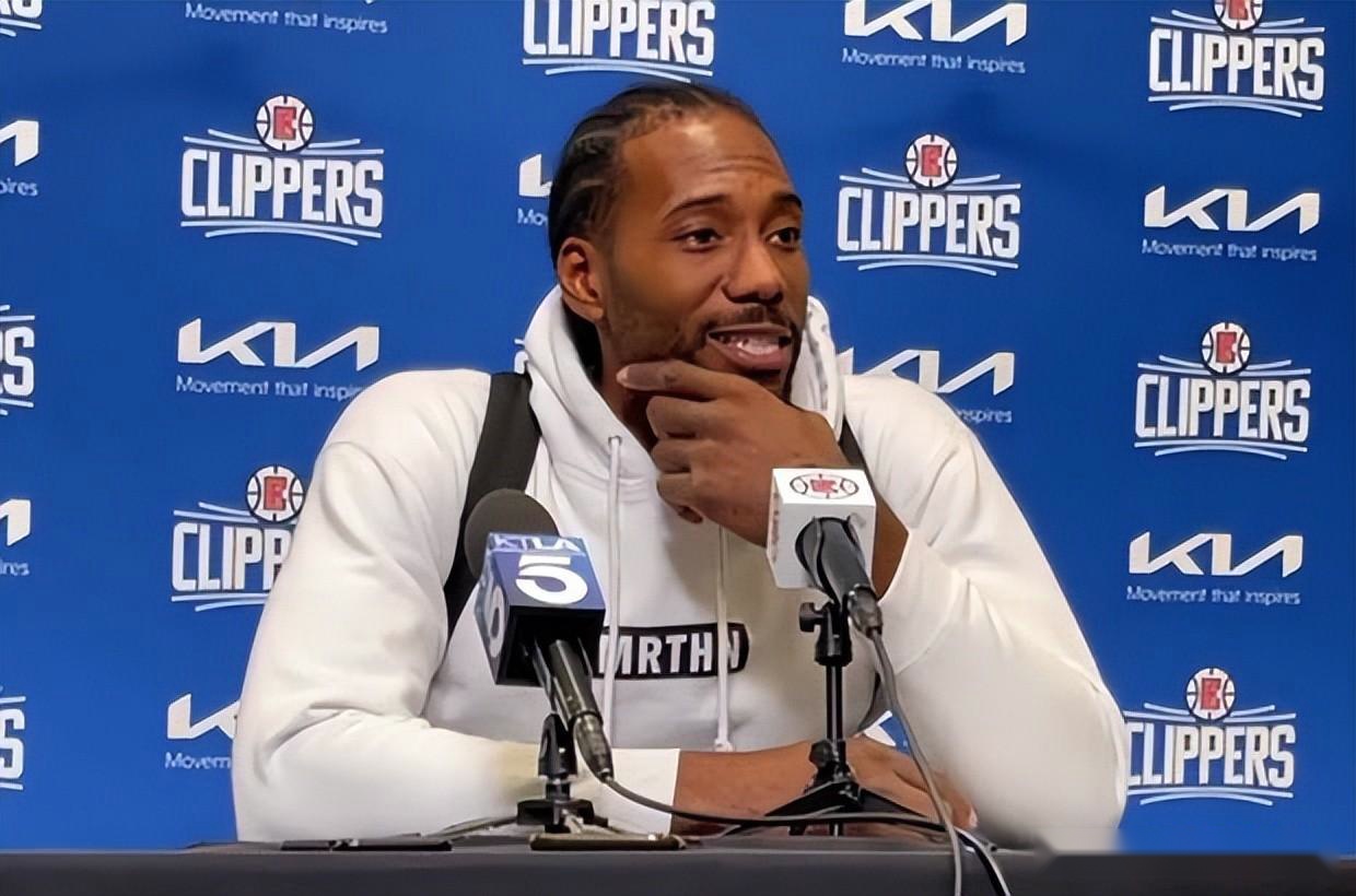 回答球迷最 回答球迷最